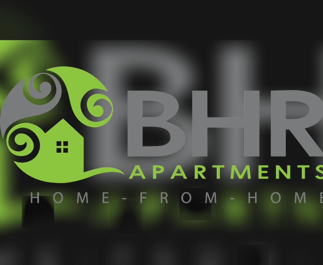 Excellent Location - City Centre - Parking - 4 Beds -2 Bedrooms เบลฟาสต์ ภายนอก รูปภาพ